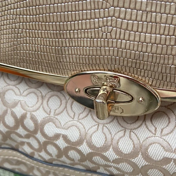 COACH MADISON OPT ART Signature 27906 2way hand or shoulder bag - Gently used - Picture 12 of 14